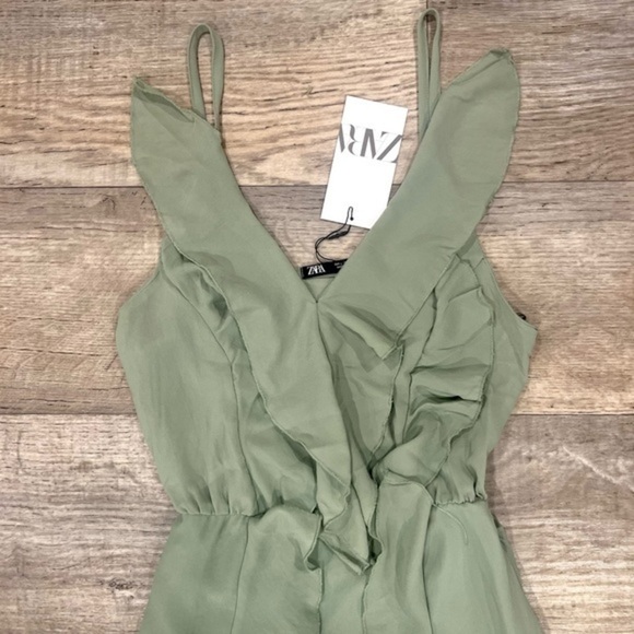 LAST ONE!!! BLOGGER FAVE!!! ZARA V-Neck Dress with Ruffles - Picture 5 of 10